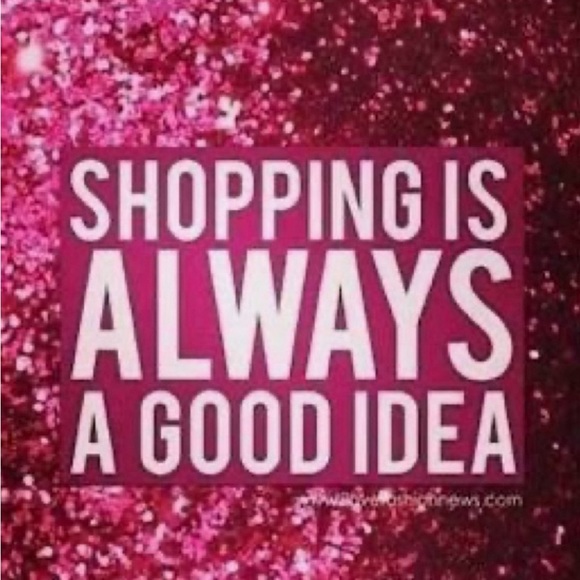 I’M LIVE ‼️ Like this Listing to know when I go Live…🥳🎉💃🏾🎶💃🏾🎶💲🥰💞 - Picture 5 of 7